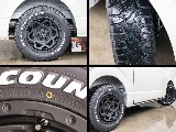 オリジナルのネクサスクレストアルミホイール装備してます！よりオフロードな仕上がりに！