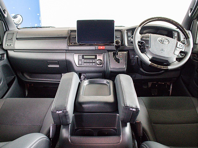 運転席周りのお写真になります！