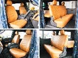 オリジナルのクラシックシートカバーキャメルを全席装備してます！