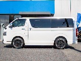 TRD製のサイドスカートも装備してます！