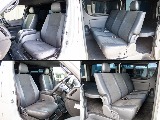 ダークプライムⅡならではのハーフレザー調のシートになります！