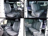 ハーフレザー調のシートになっております！