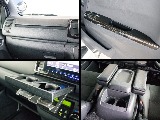 アームレスト両側装備してるので長距離運転の味方です！