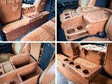 センターコンソールもクラフトプラス製で統一されてます！