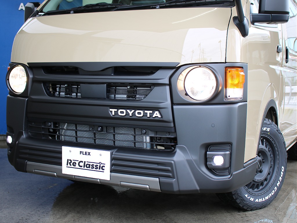 オリジナルTフォースフロントスポイラーを装備！丸目のスタイルにもマッチします！