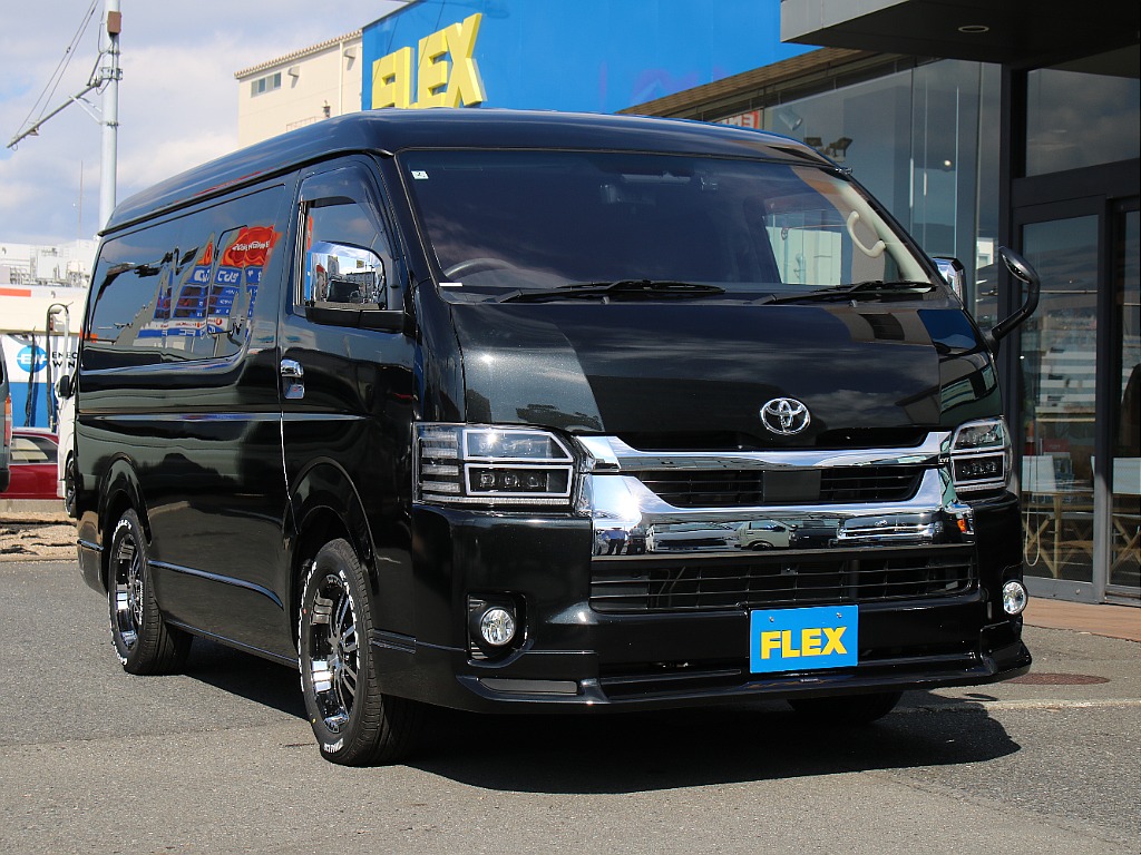 高年式低走行のハイエースワゴン！