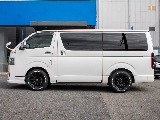 両側パワースライドドア付きのお車となります!