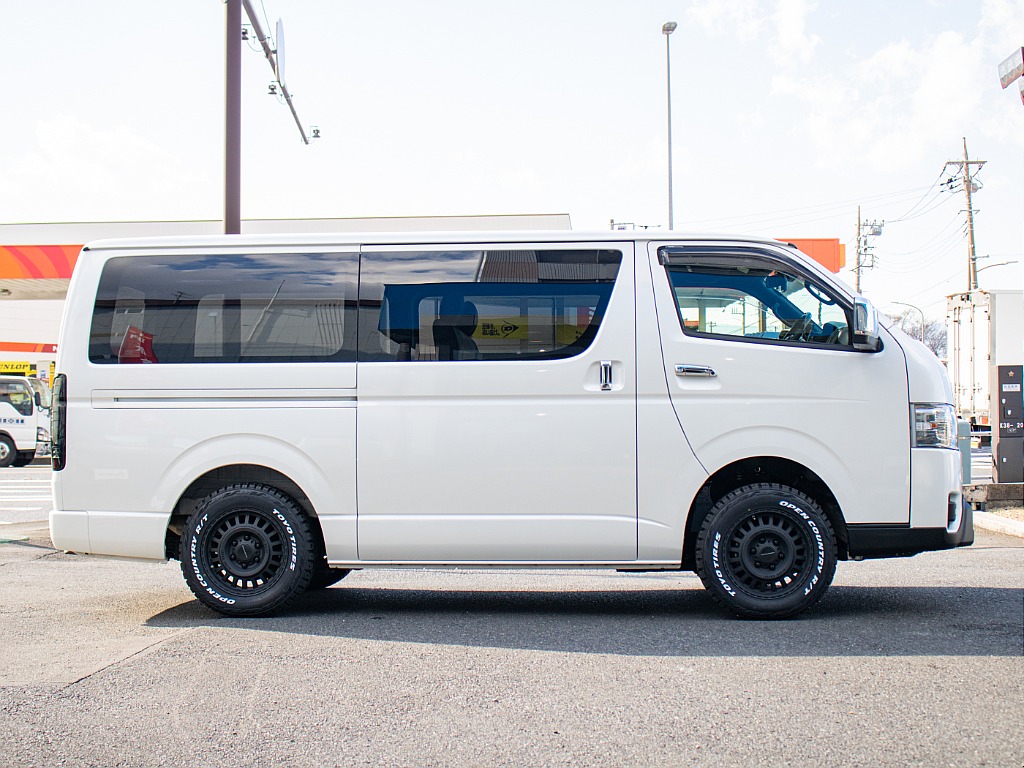 両側パワースライドドアの車両になります！