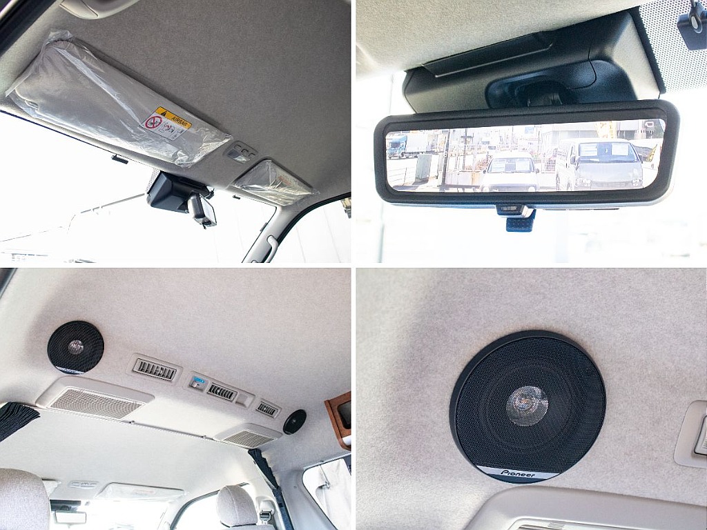 メーカーオプションのデジタルインナーミラー装備！ルーフスピーカーも装備してます！