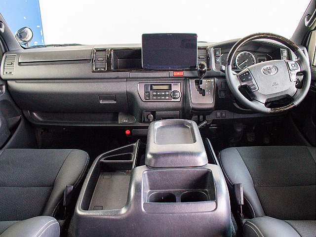 運転席周りのお写真になります！