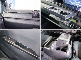 センターコンソールにオリジナルのアームレストなど装備可能です！