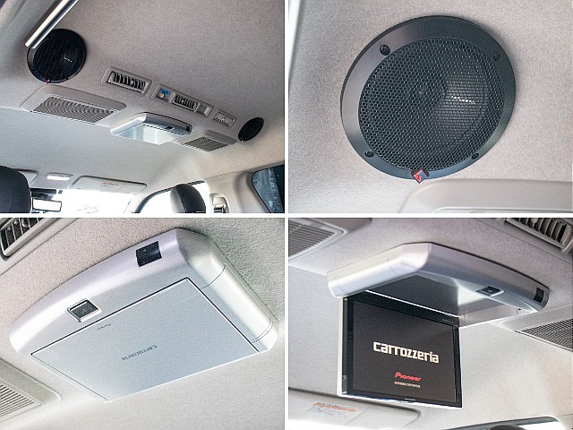 カロッツェリア製のフリップダウンモニターとルーフスピーカーが装備されてます！