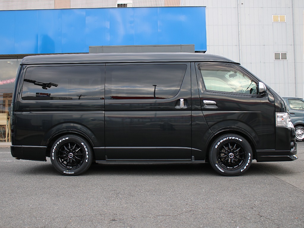 両側パワースライドドアが搭載されてます！