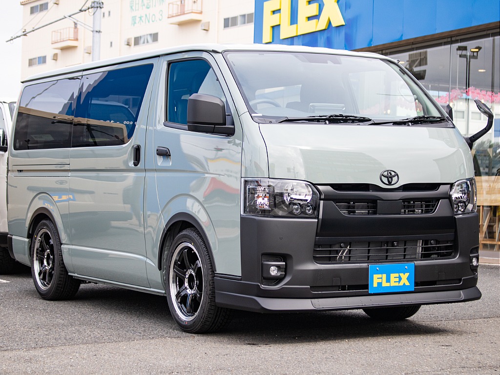 アースカラーパッケージをローダウン仕様に仕上げた1台です！