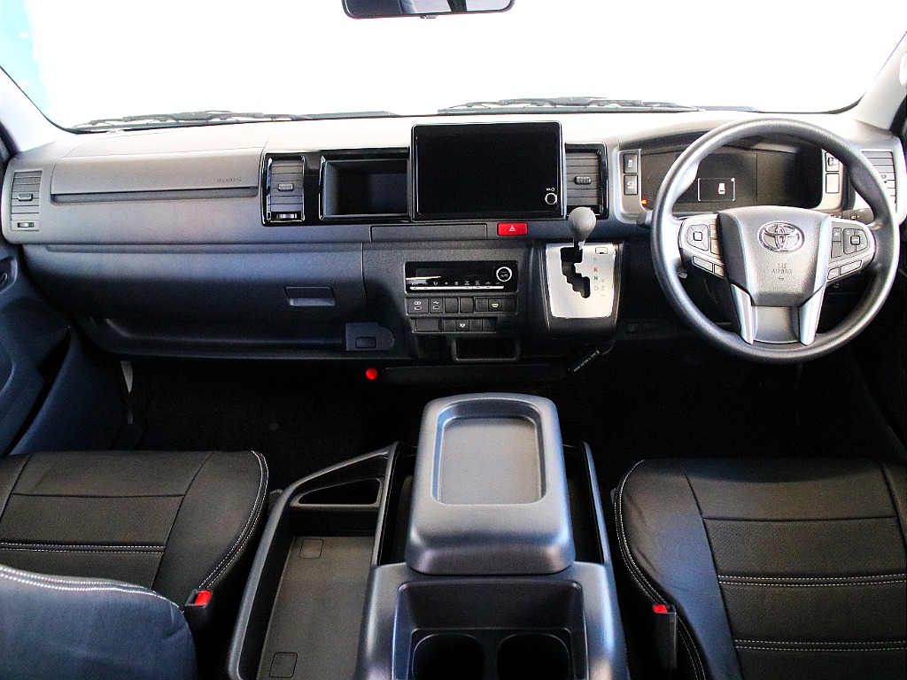 一新されたコックピット！