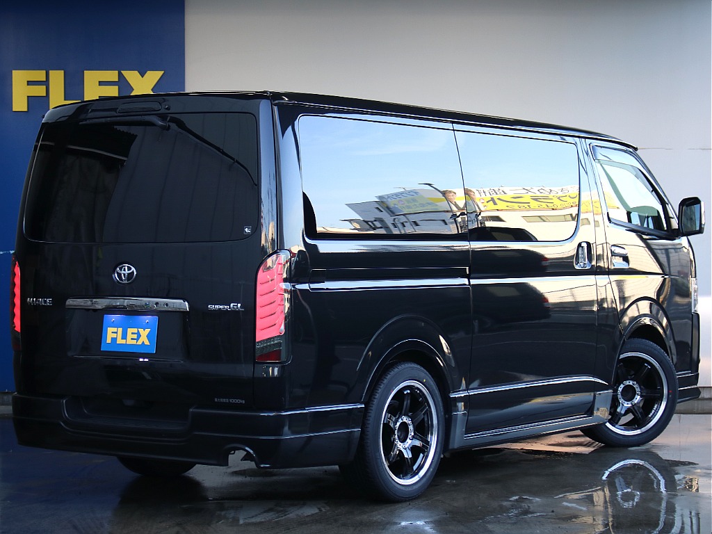 360度エアロパーツ搭載！どこから見てもかっこいい仕上がりに！