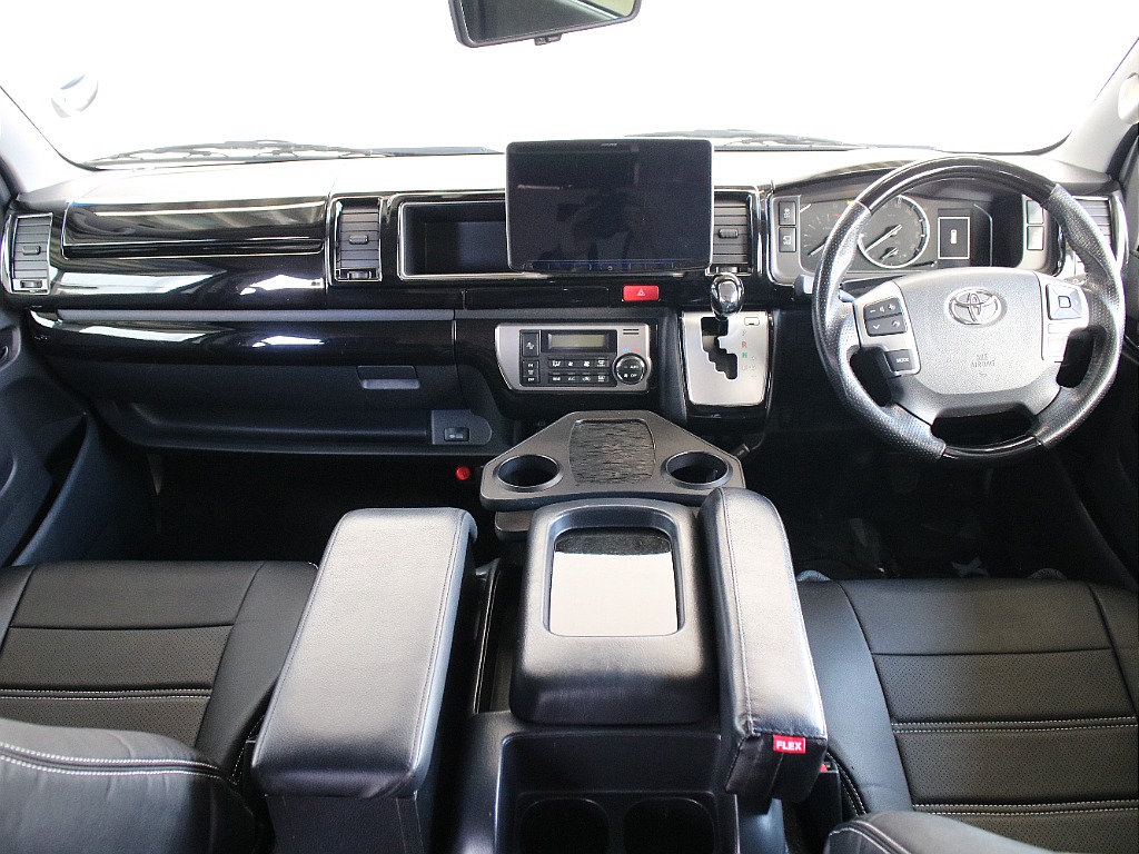 統一感のある運転席周りとなってます！