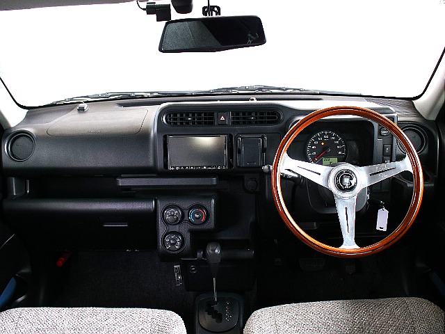 状態良好なユーロボックスが入庫しました！