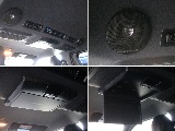 後席モニターにルーフスピーカーも装備しております！