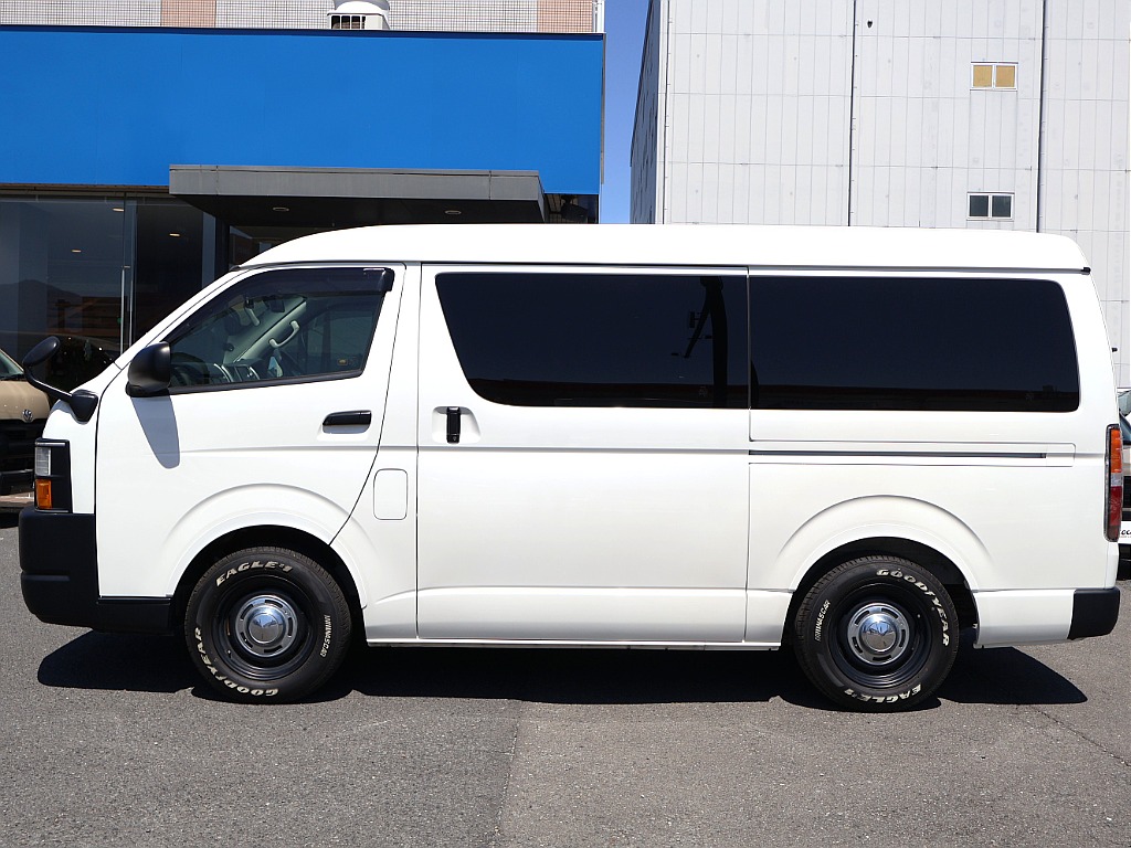 メーカーオプションのパワースライドドア装備してます！