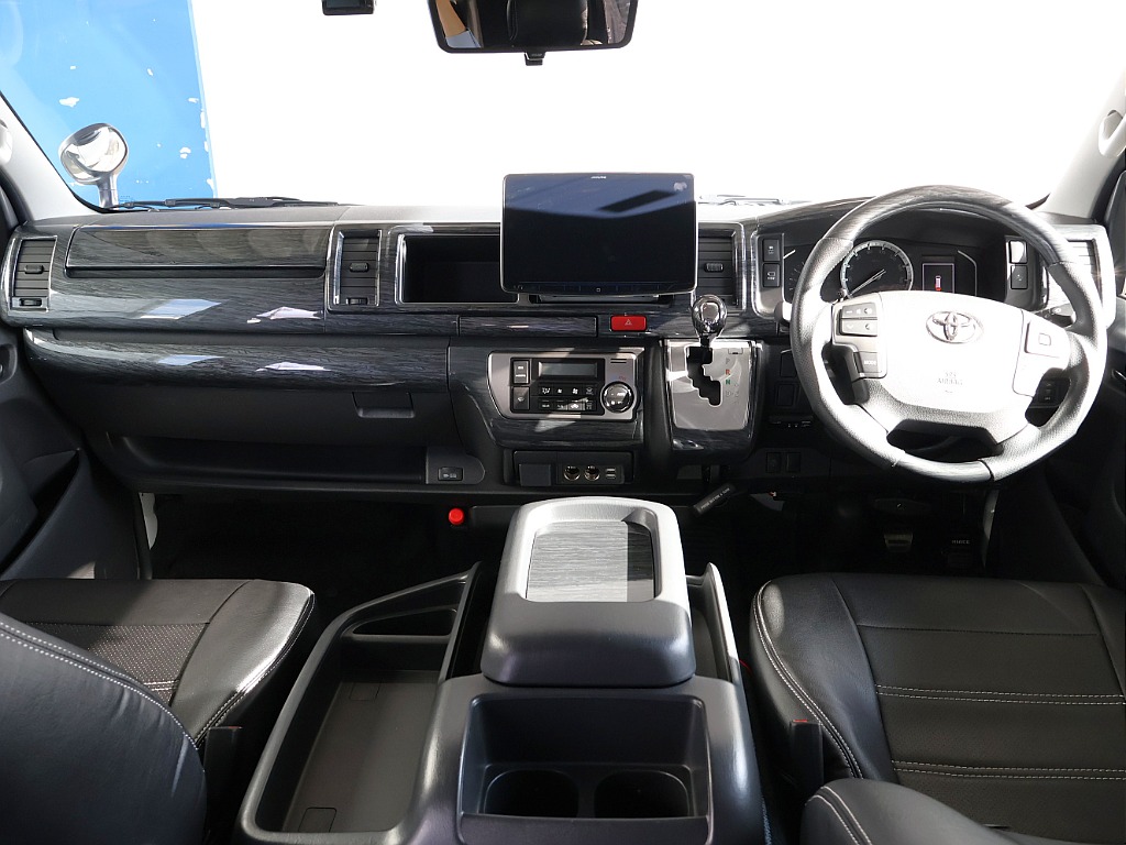 運転席周りのお写真になります！