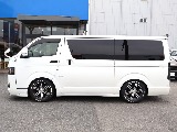 両側パワースライドドアを装備しております！