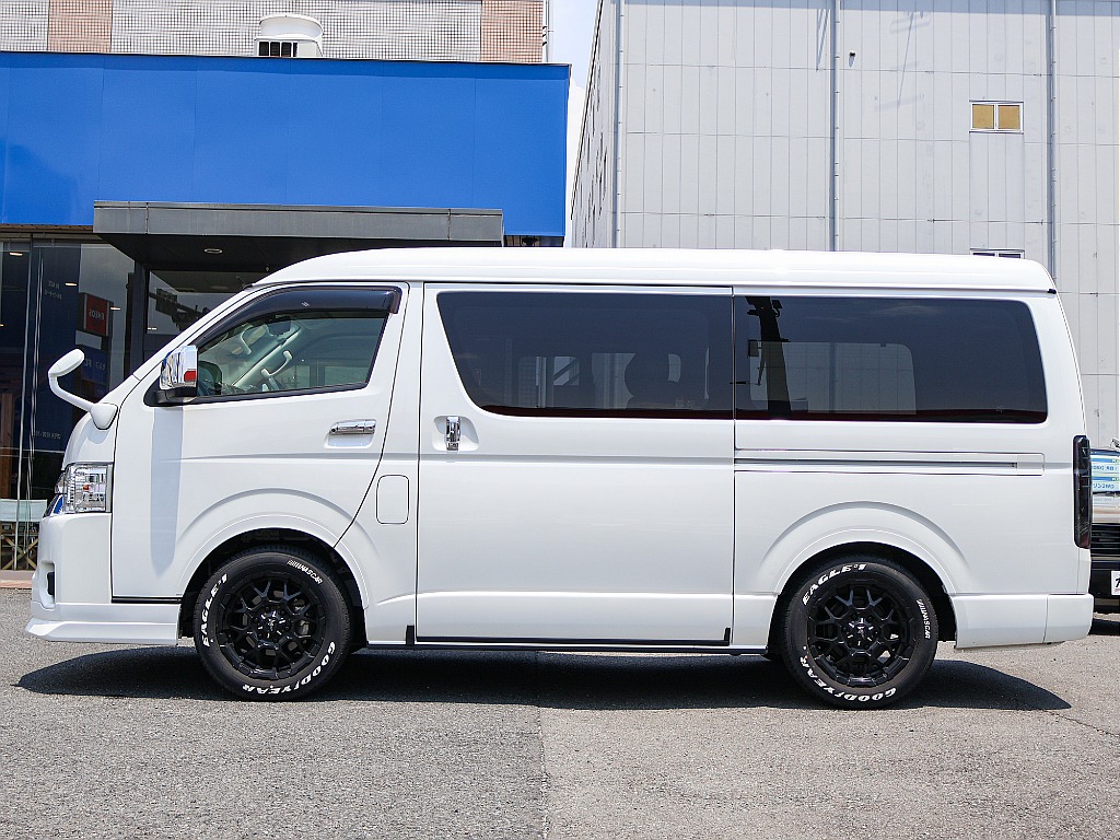 片側パワースライドドアの車両になります！