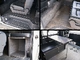 フローリング施工済み！取り外し可能なテーブルも付いてます！