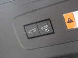 パワーバックドアも標準装備ですよ♪