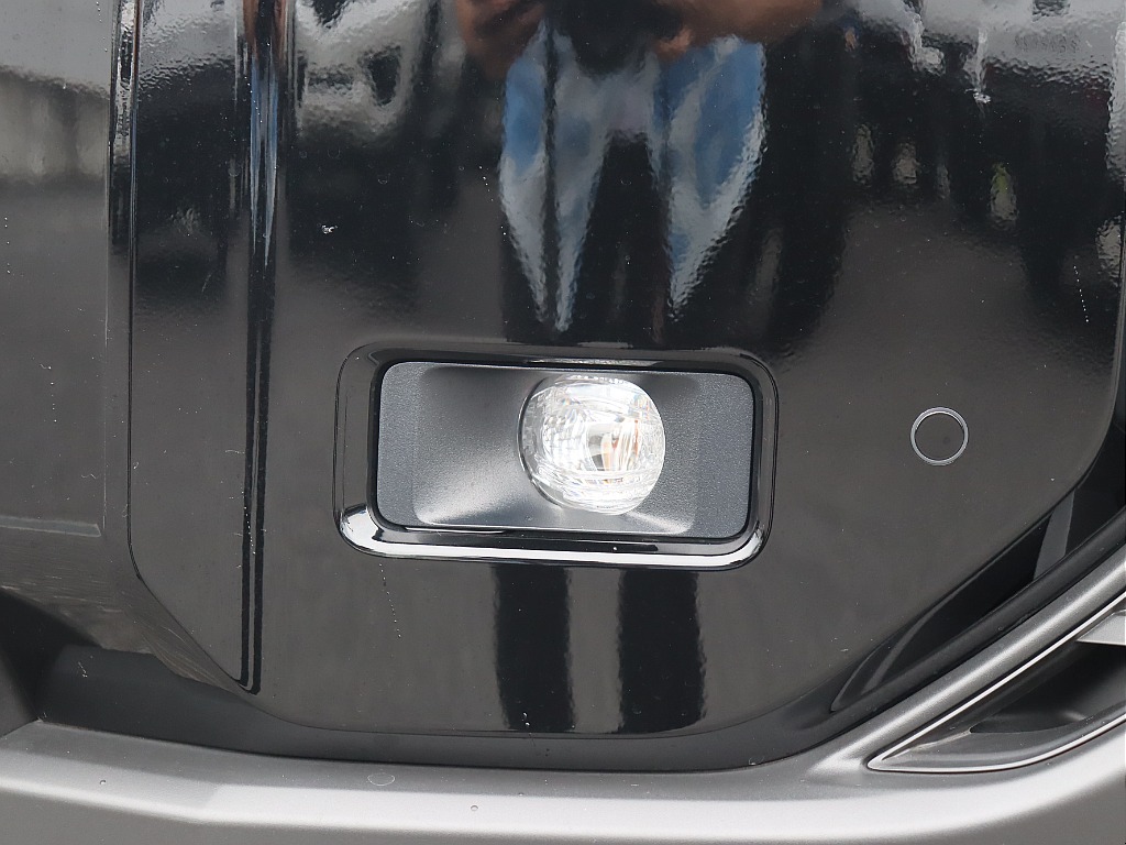 LEDフォグランプ！バイカラーへの変更もご相談ください☆