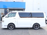 メーカーオプションの両側パワースライドドア付き！