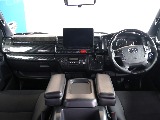 トヨタ&nbsp;ハイエースバン&nbsp;5D2.8DTスーパーGLダークプライムⅡロング&nbsp;カスタム豊富なワンオーナー車両！&nbsp;神奈川県の詳細画像&nbsp;その2