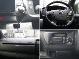 ダークプライムⅡならではのマホガニー調黒木目で運転席周りが統...