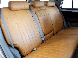 セカンドシートは前席側に折り畳みも可能ですので、ラゲッジスペースも広々確保可能です！