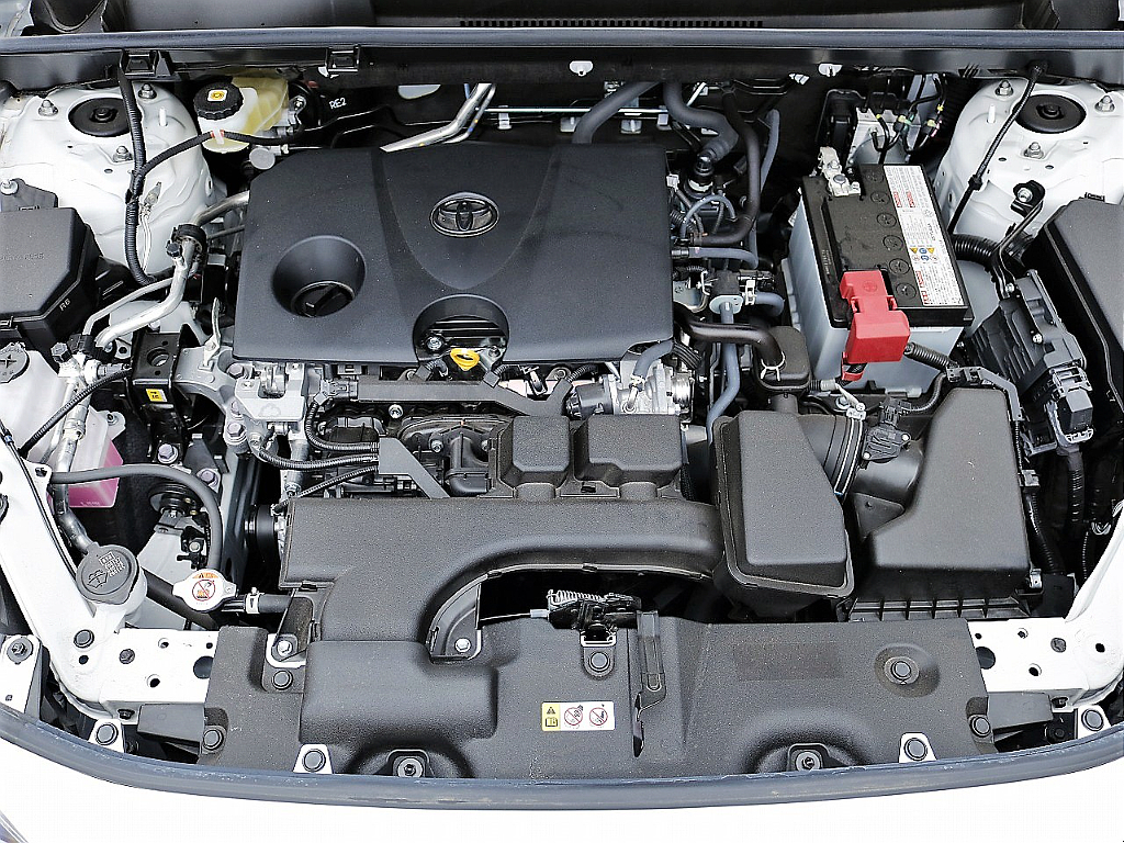 トヨタ RAV4 2.0 アドベンチャー オフロード パッケージ 4WD