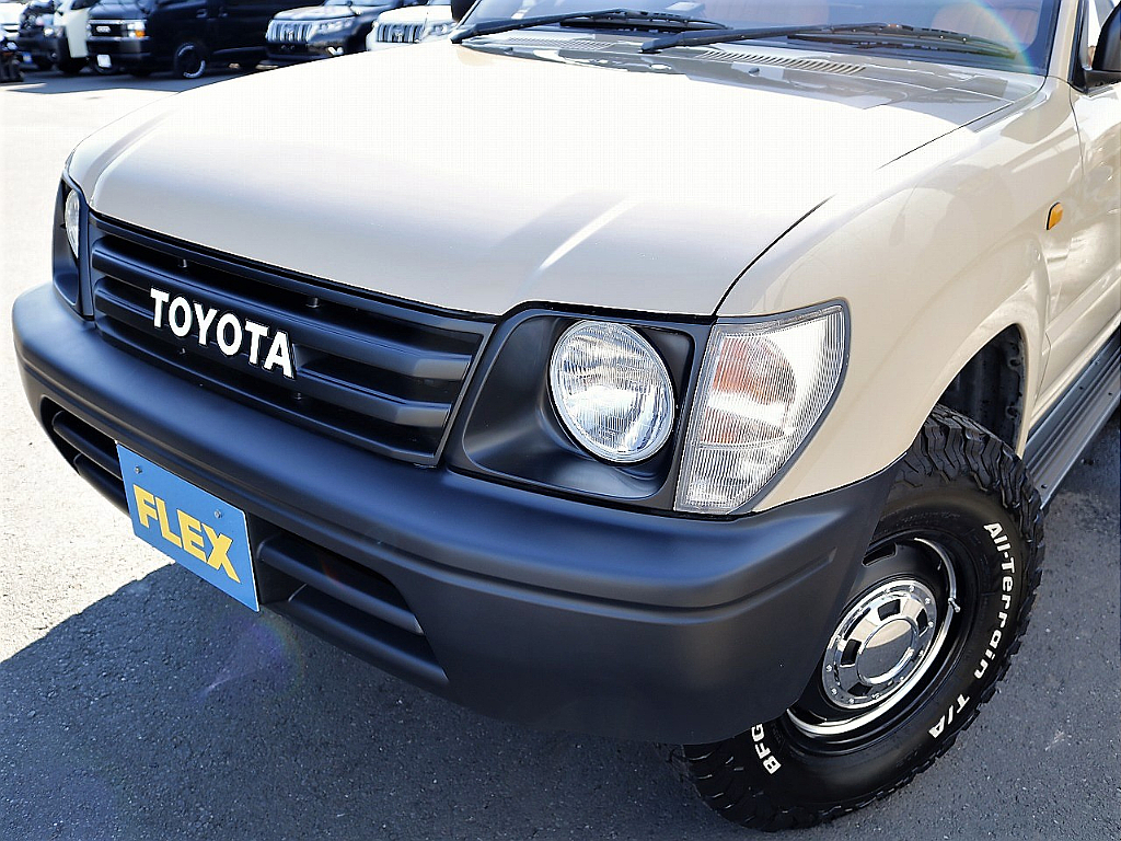 TOYOTAグリル（新品装着）
