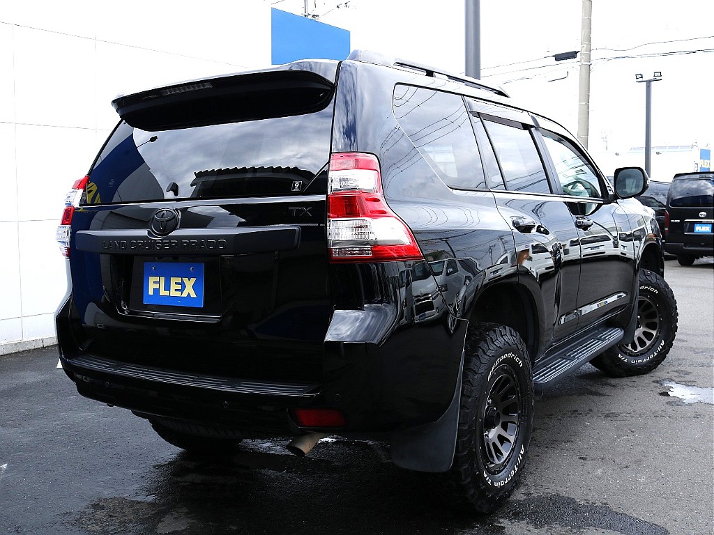 こちらの車両はＦＬＥＸつくば店にて展示販売しておりますので現車確認可能です☆