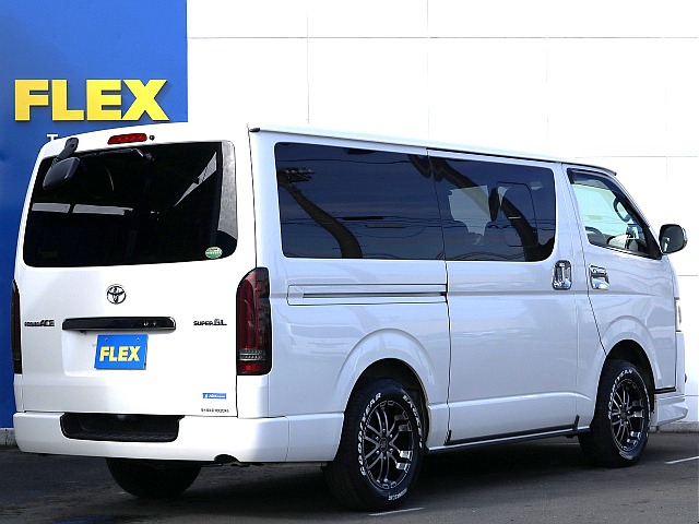 こちらの車両はＦＬＥＸつくば店にて展示販売しておりますので現車確認可能です！