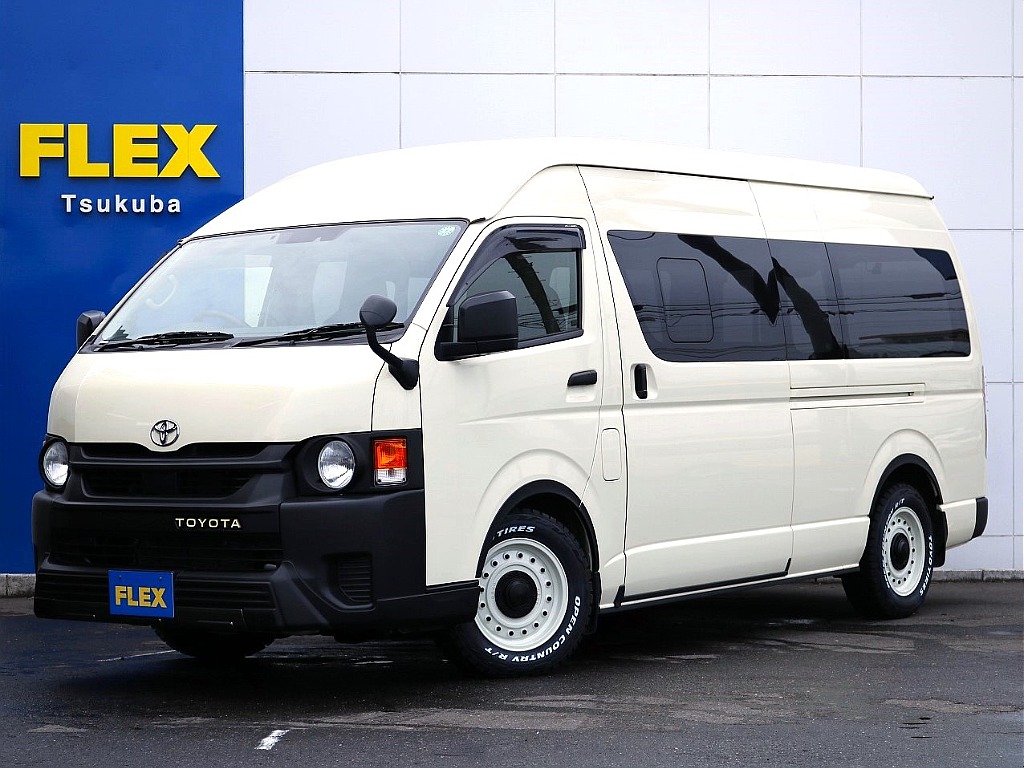 トヨタ ハイエースバン 4ドアバン2.8DT DXワイドSロングHR 4WD 新品床張り PVM 寒冷地仕様 茨城県