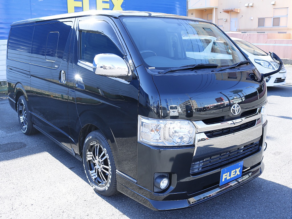 茨城県つくば市にハイエース専門の新車・中古車の展示場を展開！人気のグレード・年式をその場で見比べられます♪皆様のご来場、お問合せを心よりお待ちしております☆