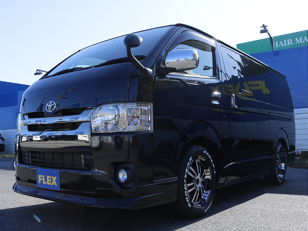 茨城県つくば市にハイエース専門の新車・中古車の展示場を展開！人気のグレード・年式をその場で見比べられます♪皆様のご来場、お問合せを心よりお待ちしております☆