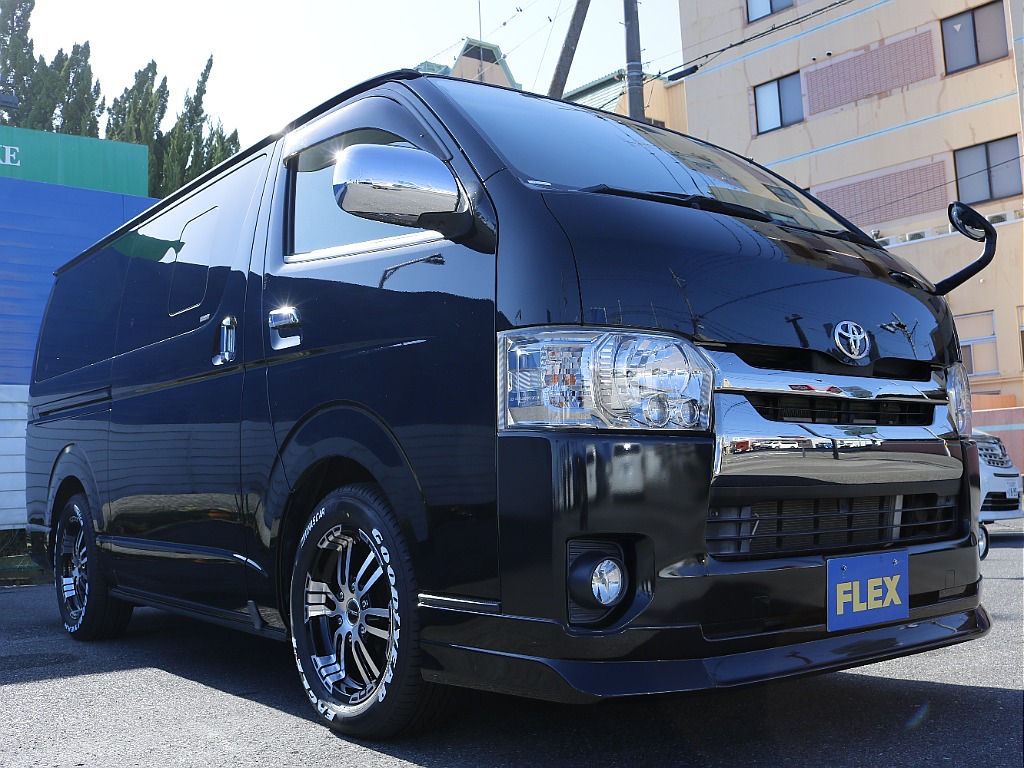 茨城県つくば市にハイエース専門の新車・中古車の展示場を展開！人気のグレード・年式をその場で見比べられます♪皆様のご来場、お問合せを心よりお待ちしております☆