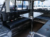 ベットマットを取り外せば、豪華なラウンジのような内装に♪　車内で快適に過ごせます♪