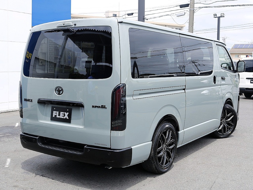 令和７年式アースカラーパッケージディーゼル２WD☆