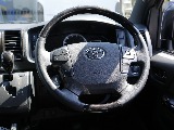 ダークプライムⅡ専用ステアリング☆ ステアリングリモコンが搭載されているため、カーナビの操作も手元で簡単に♪