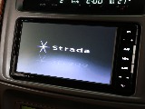 ストラーダ製ナビ搭載！