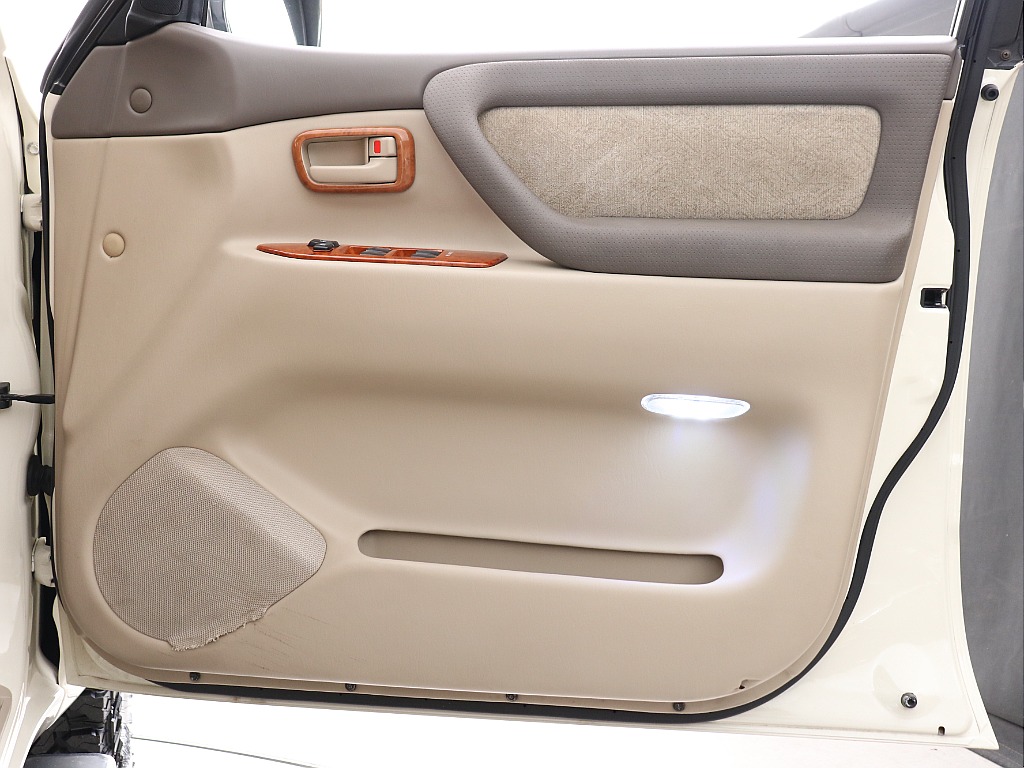 運転席ドアリム！