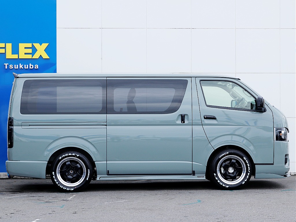 サイドビュー☆ コブラフルエアロ装着で迫力満点です♪