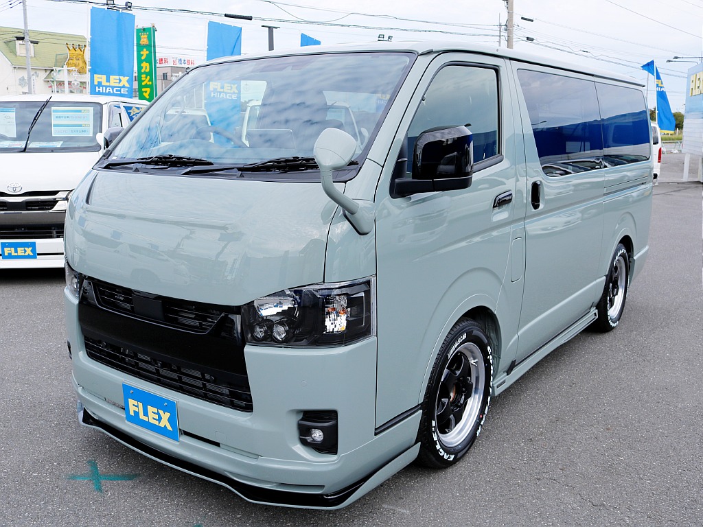 フロントフェイス☆ バッドフェイスボンネット、スポイラーでスポーティーな仕上がりに♪