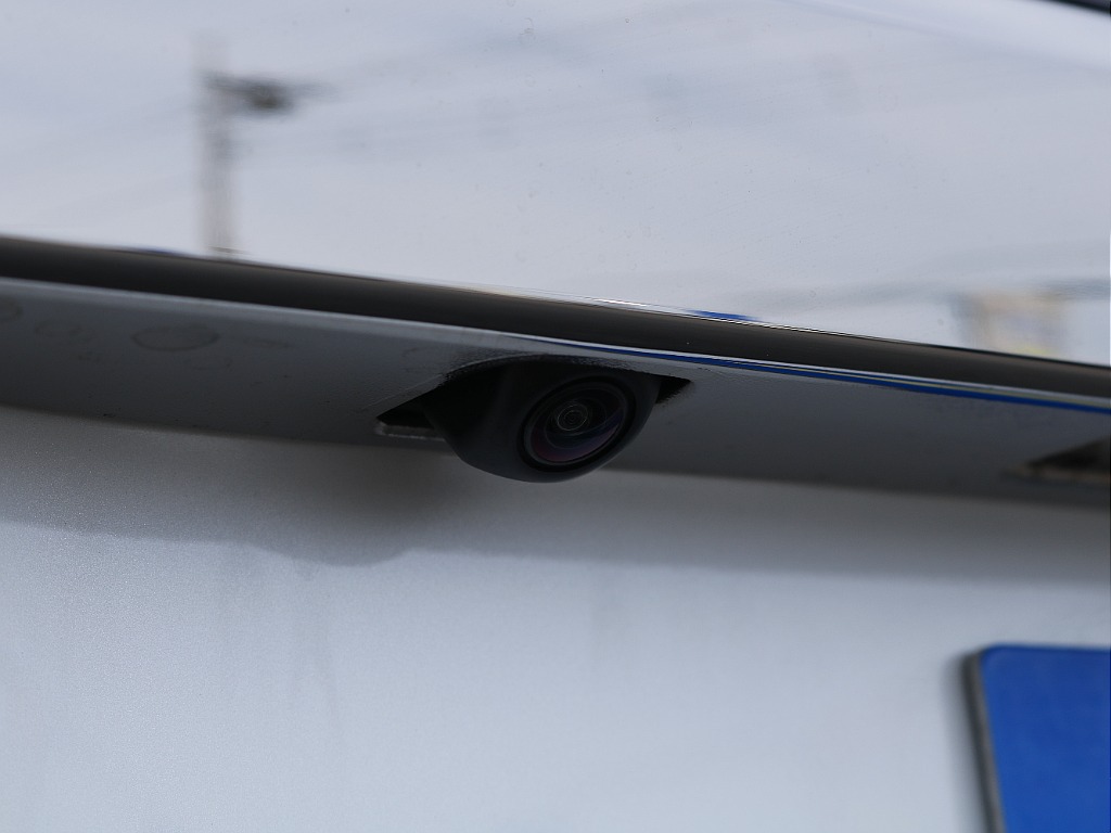 茨城県つくば市にハイエース専門の新車・中古車の展示場を展開！人気のグレード・年式をその場で見比べられます♪皆様のご来場、お問合せを心よりお待ちしております☆